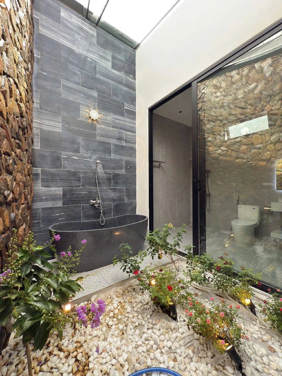 Bán gấp villa sân vườn gần 130m² gần Bến xe Trung tâm Đà Nẵng - Ảnh thu nhỏ 5