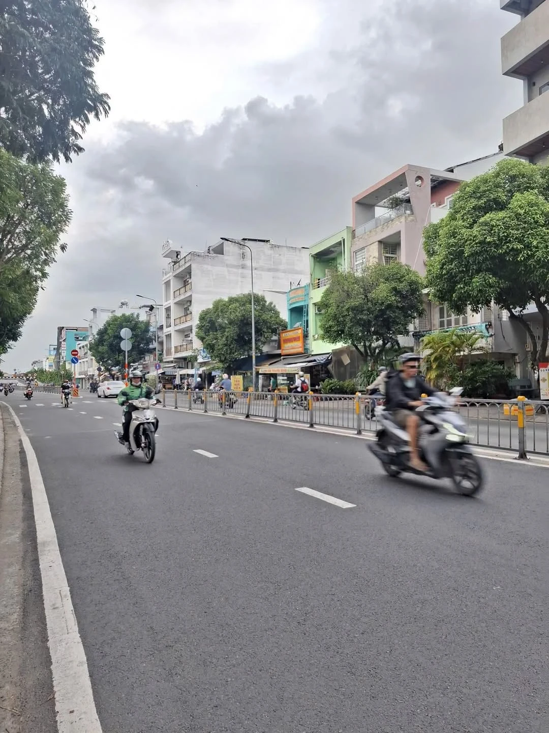 Bán nhà mặt tiền Nguyễn Văn Luông, Quận 6, gần 200m2 ngang 12m, giá 31 tỷ - Ảnh 1