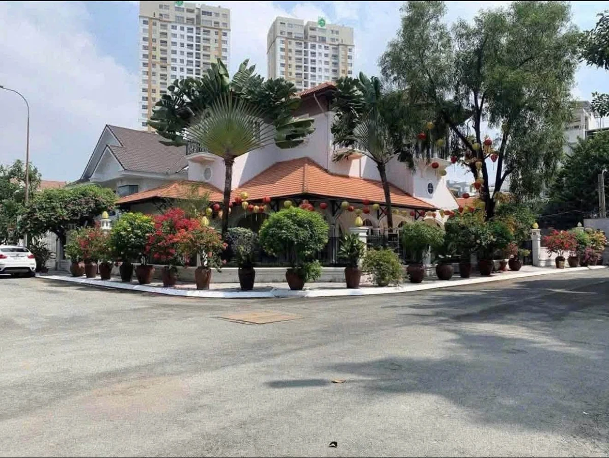 Bán biệt thự căn góc 613,9m² 5PN có hồ bơi, sân vườn đường Nguyễn Văn Hưởng, Thảo Điền - Ảnh thu nhỏ 5