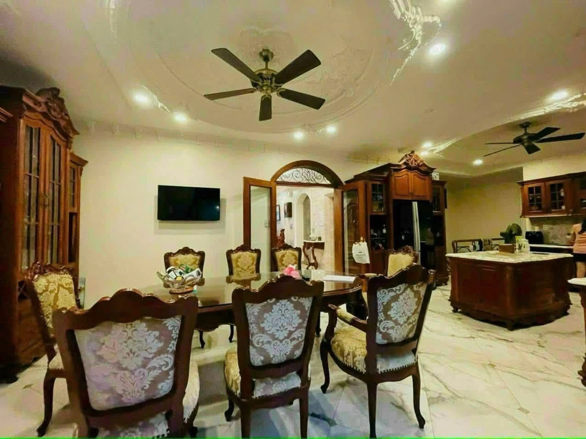 Bán biệt thự sân vườn Hồ Biểu Chánh, Phú Nhuận, đất 232,3m², hầm 4 tầng thang máy - Ảnh thu nhỏ 3