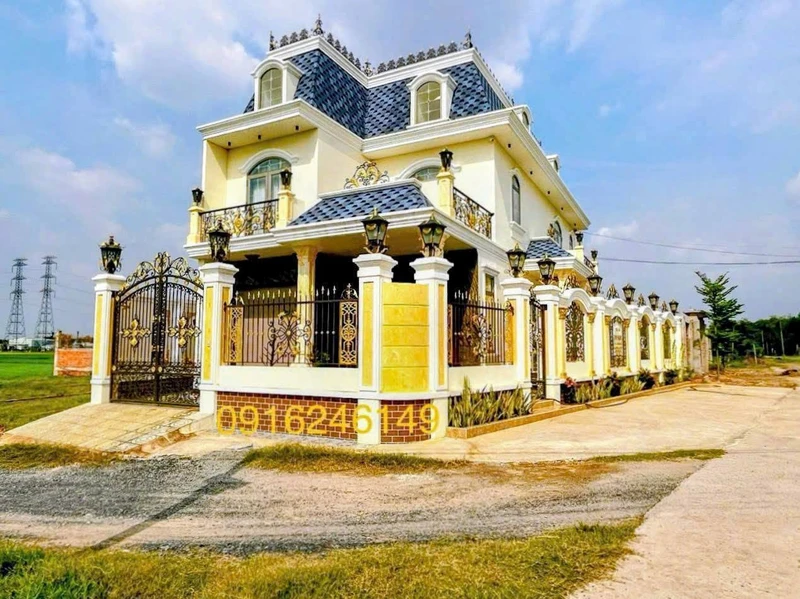 Bán biệt phủ 195,5 m² Đức Hòa Long An 4 tỷ 250