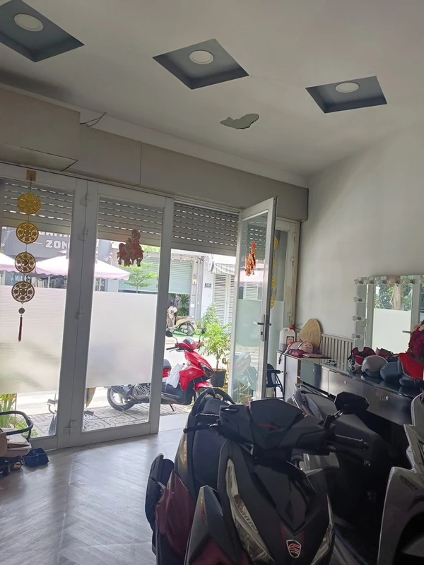 Bán nhà mặt tiền 84m² 3 phòng ngủ Tân Quý, Tân Phú
