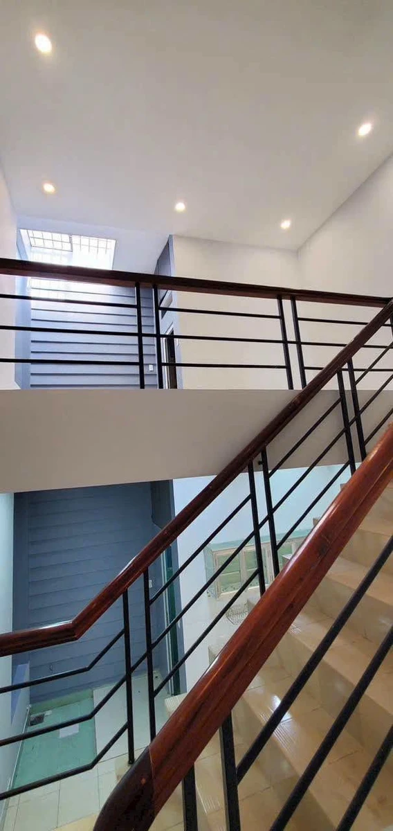 Bán nhà 1 trệt 1 lầu 3PN mặt tiền 100m² Phan Thiết 4,1 tỷ - Ảnh thu nhỏ 3