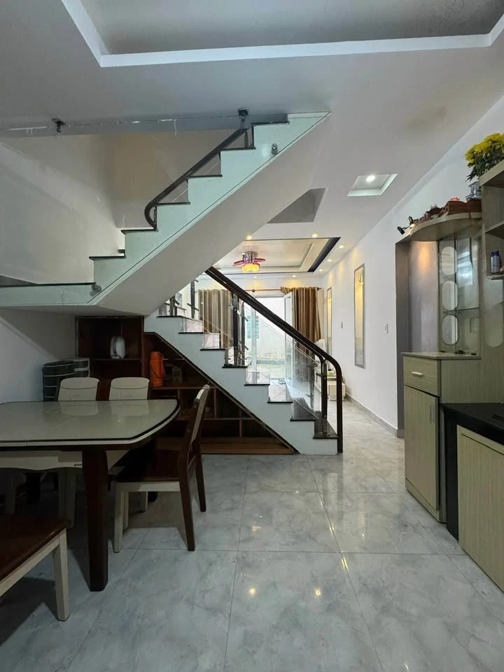 Bán nhà 40m² sổ riêng Trần Anh Tông Quận 12 - Ảnh 1