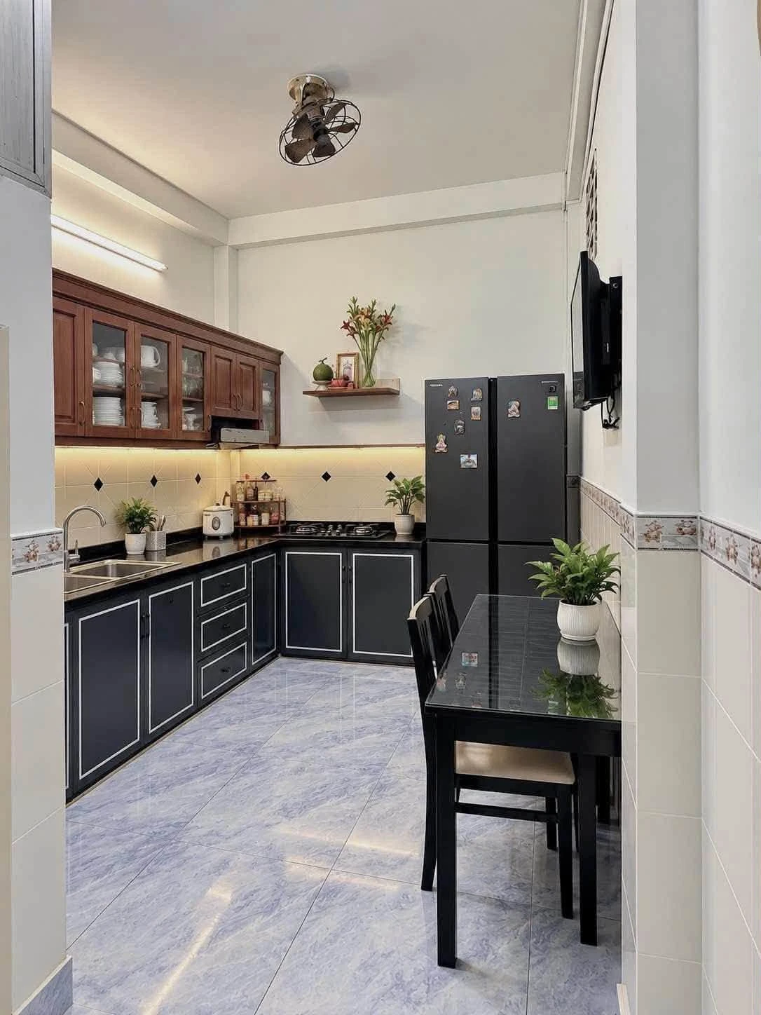Bán nhà hẻm Nguyễn Đình Chiểu Quận 3, 30m2, 4 tầng, 4PN, giá 8,9 tỷ - Ảnh 1