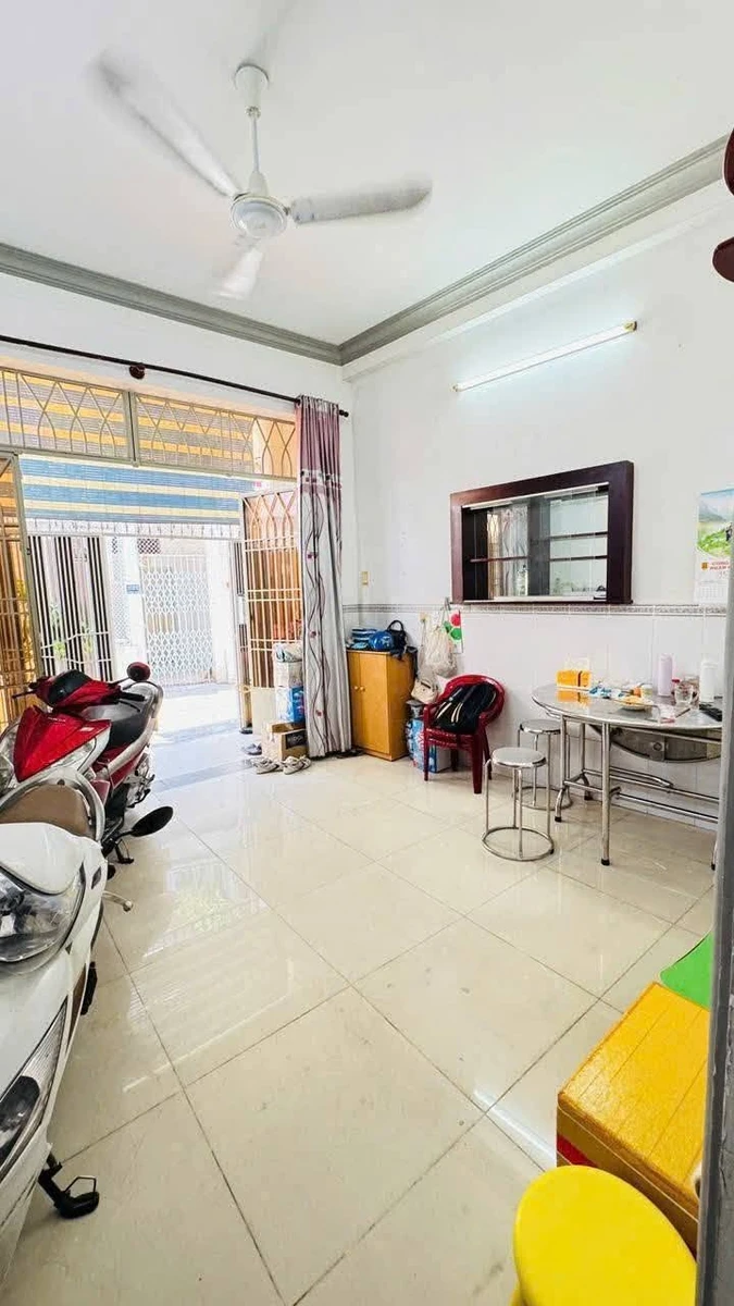 Bán nhà 3 tầng, 3PN, 33m² Lê Văn Sỹ, Phú Nhuận, 6.3 tỷ - Ảnh thu nhỏ 3