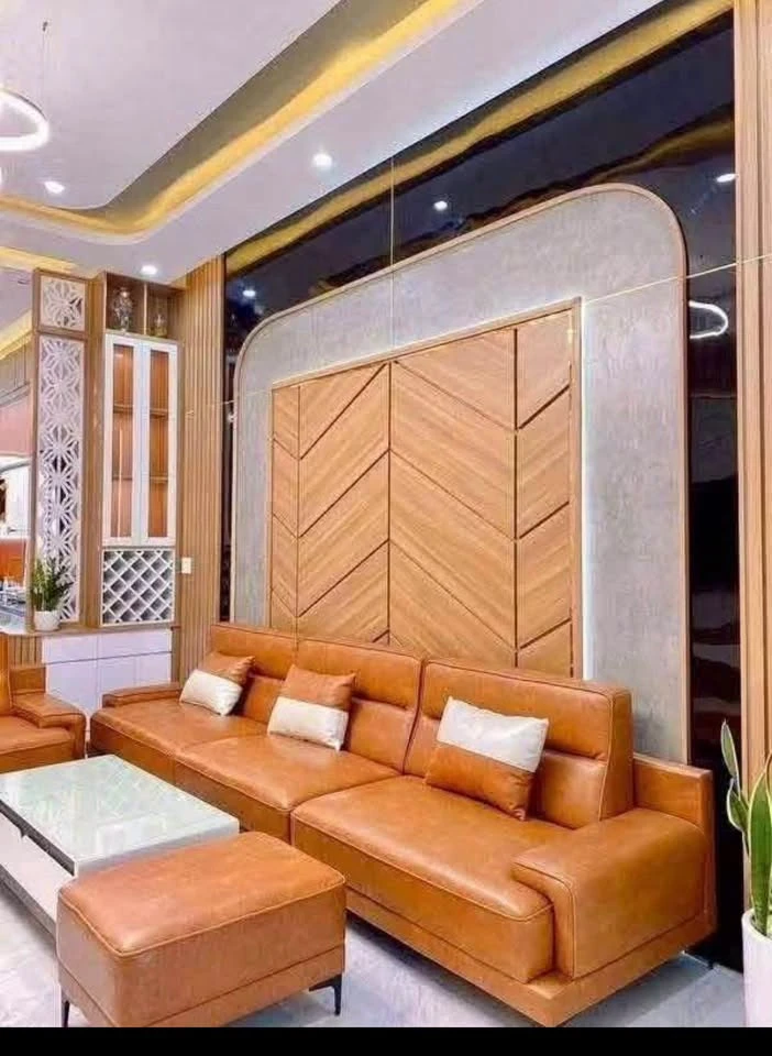Bán nhà mặt tiền Trần Cao Vân 110m² 3 phòng ngủ Quảng Ngãi - Ảnh 1