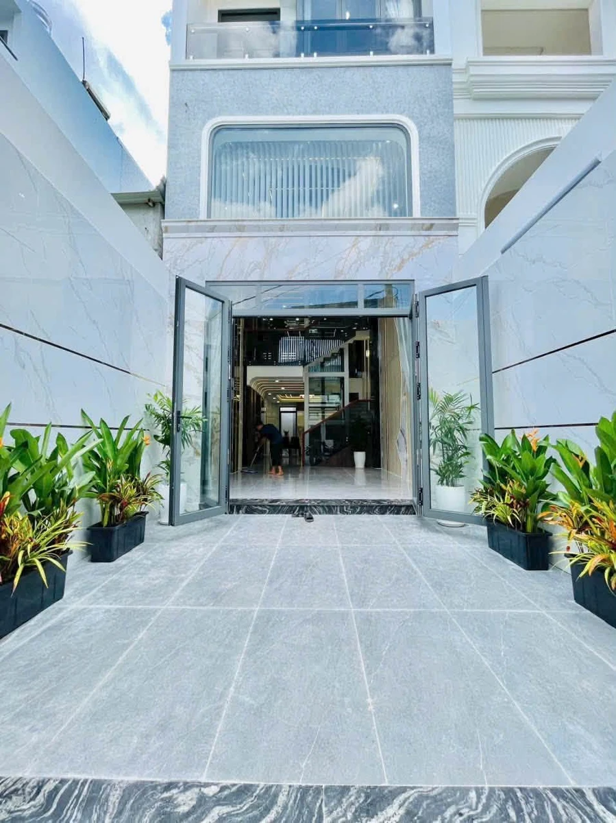 Bán nhà hẻm 672 Tên Lửa, 81.5m2, 5 tầng có thang máy, gần Aeon Bình Tân, giá 9.9 tỷ - Ảnh 1