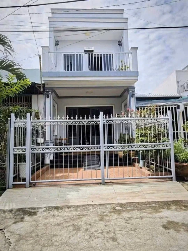 Bán nhà nhánh Ngô Gia Tự gần Tỉnh Ủy, Rạch Giá, 4×20m, 3PN