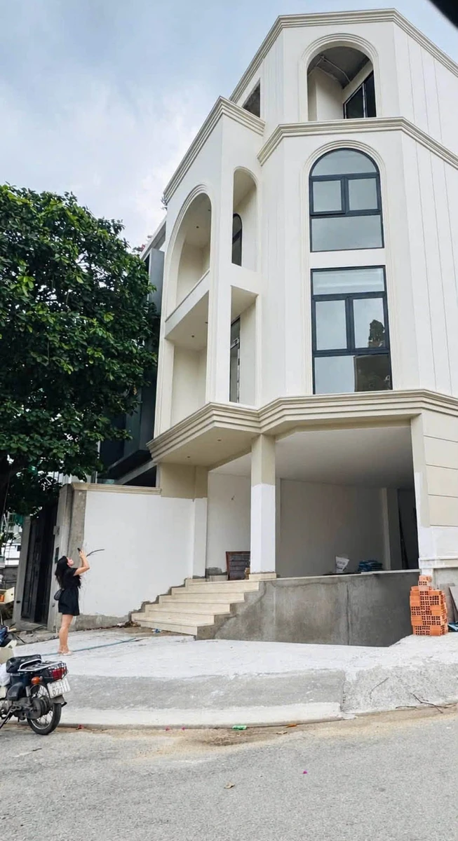 Bán nhà góc 2 mặt tiền 7x20m hầm 4 tầng thang máy KDC Tân Tạo, Quận 2 - Ảnh 1