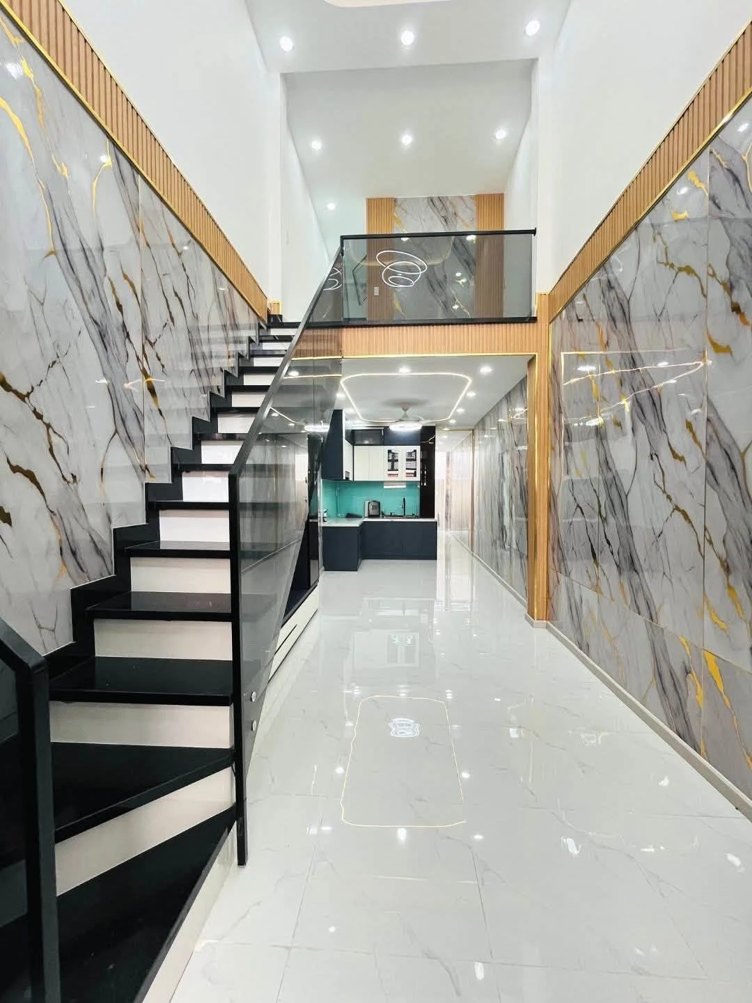 Bán nhà 50m² 3 PN, 3 WC gần Phú Mỹ Hưng, Quận 7 - Ảnh 1
