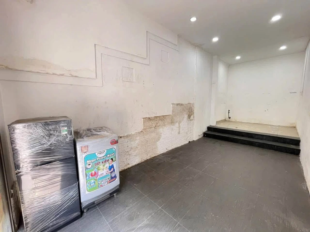 Cho thuê mặt bằng mặt tiền 30m2 Nguyễn Đình Chính, Phú Nhuận - Ảnh thu nhỏ 4