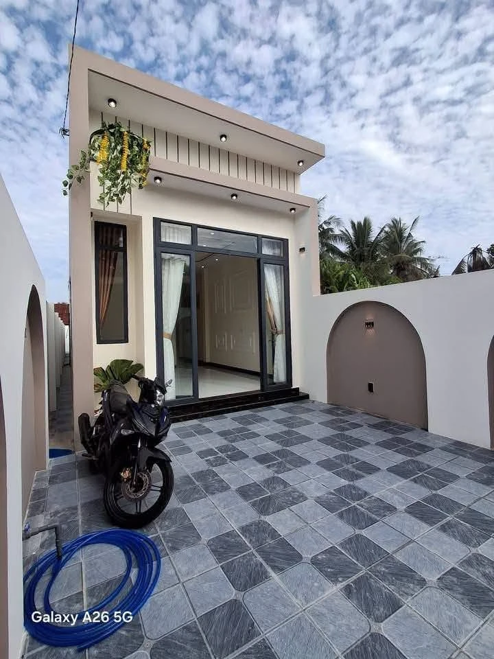 Bán nhà đường nhựa 3 phòng, 5x28,5m thổ cư, gần chợ Long Hải, Phường Long Hoa, Tây Ninh - Ảnh thu nhỏ 2