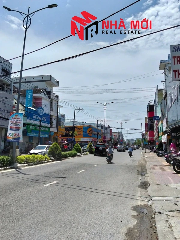 Nhà bán 2 phòng ngủ 57m2 Quy Nhơn 3 tỷ 7 khuyet
