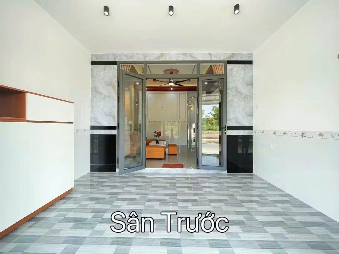 Bán nhà mặt tiền 4.5x24m, 3PN 2WC, Rạch Giá, giá 2.49 tỷ - Ảnh thu nhỏ 2