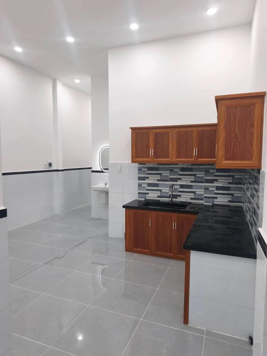 Bán nhà mặt tiền Trung Đông 5, Hóc Môn, 254m2, 3PN, 4.66 tỷ - Ảnh thu nhỏ 4