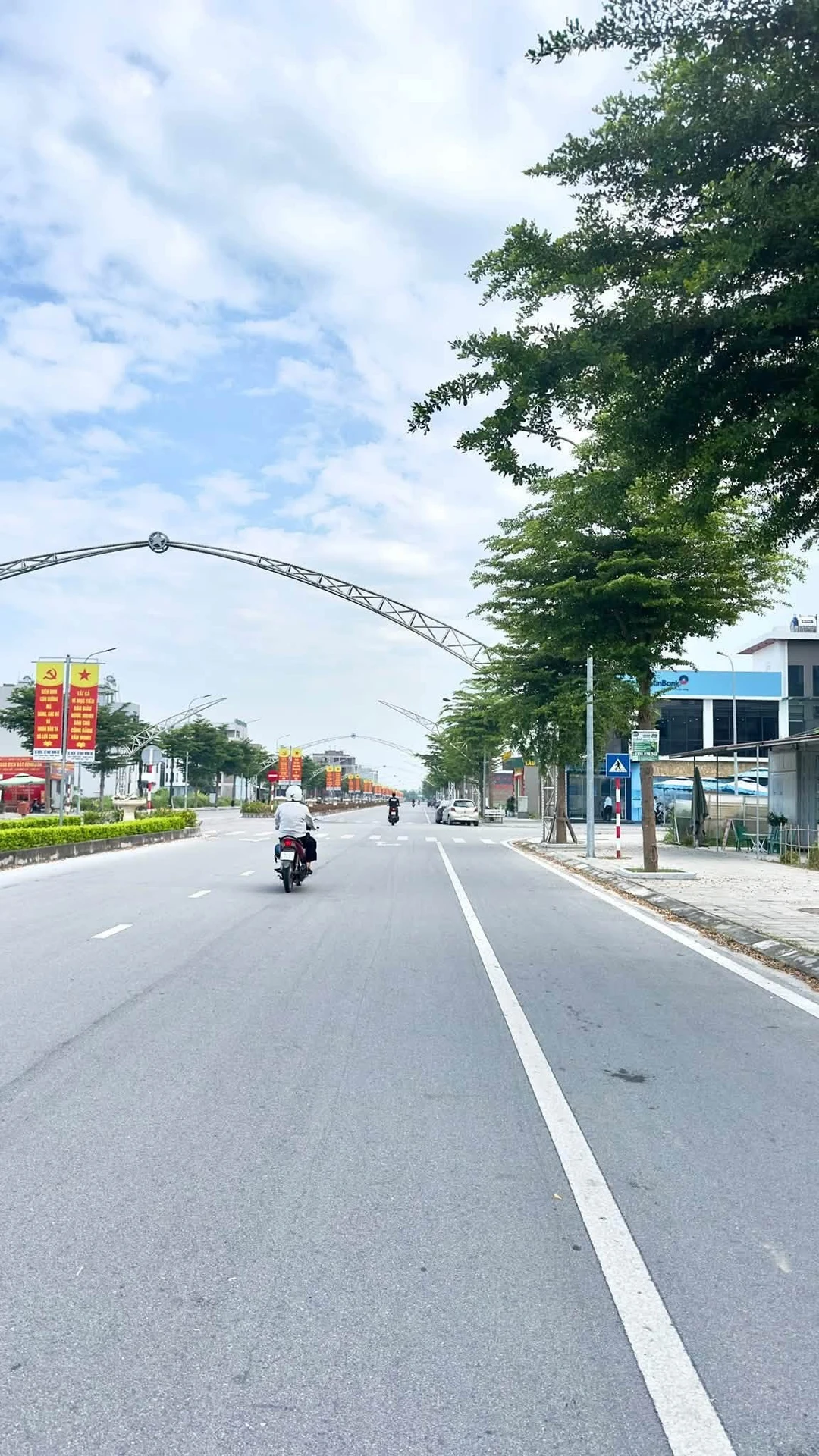 Bán nhà 90m2 đường Tây Nam Sách Quận 7 - Ảnh 1