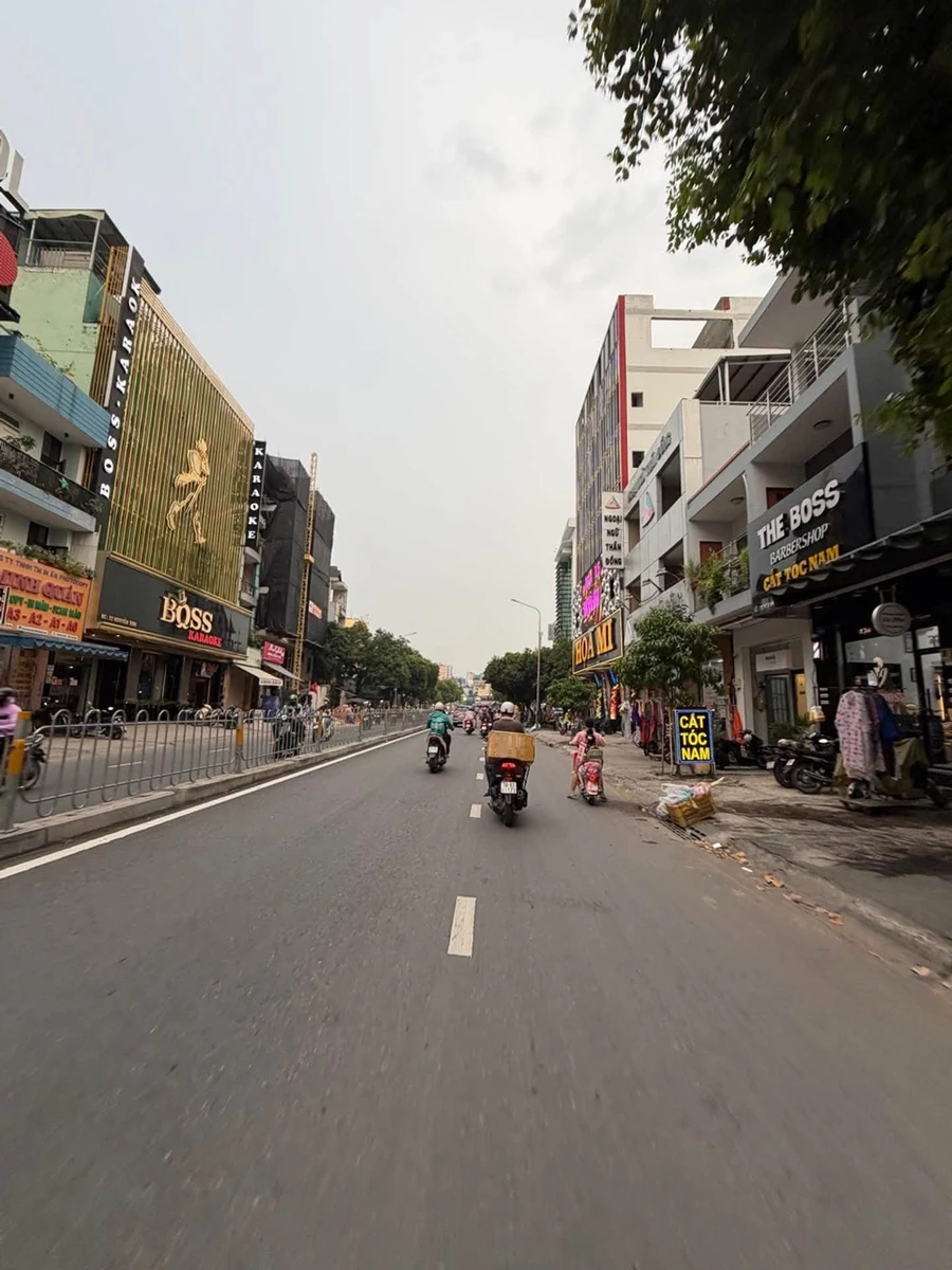 Bán nhà phố 3 tầng 60m2, 4PN, đường Nguyễn Sơn - Thoại Ngọc Hầu, Tân Phú, giá 5,1 tỷ - Ảnh 1