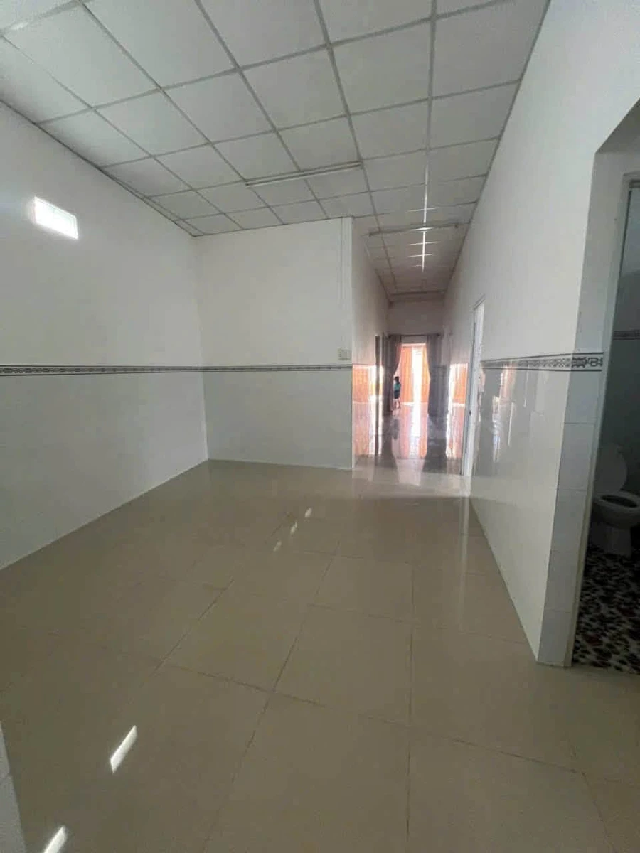 Bán nhà vườn cấp 4, 242m2 (228m2 thổ cư), 4PN, giá 1,85 tỷ, Long Phước, Bà Rịa - Ảnh thu nhỏ 3