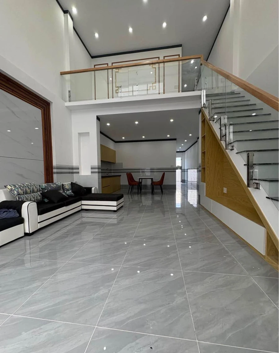 Bán nhà gác lửng 3 phòng ngủ 125m² Phú Mỹ 2.3 tỷ - Ảnh thu nhỏ 2