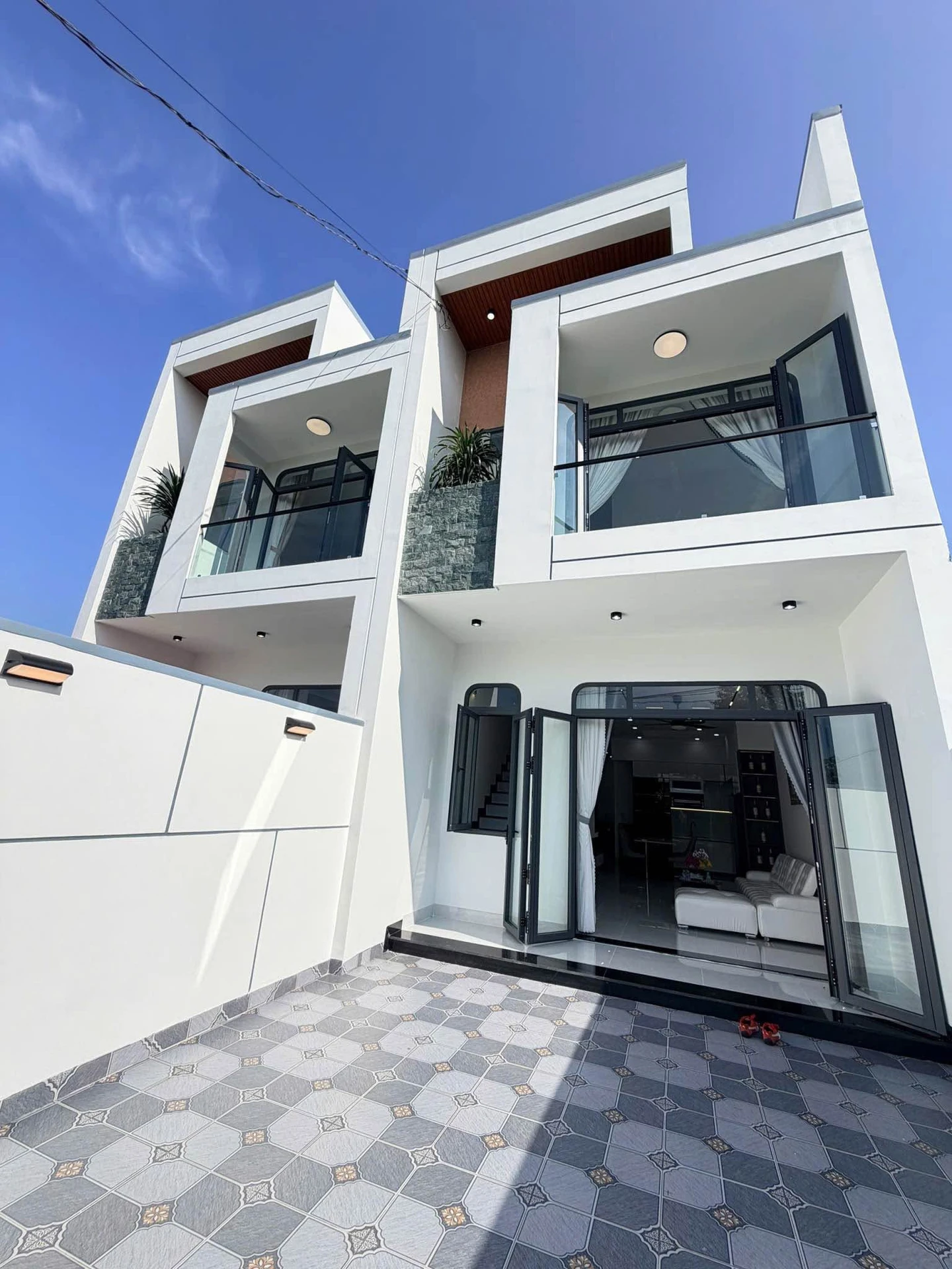 Bán nhà liền kề 3PN mới 100%, 117,5m² tại Hóc Môn, 3 tỷ 850 - Ảnh 1