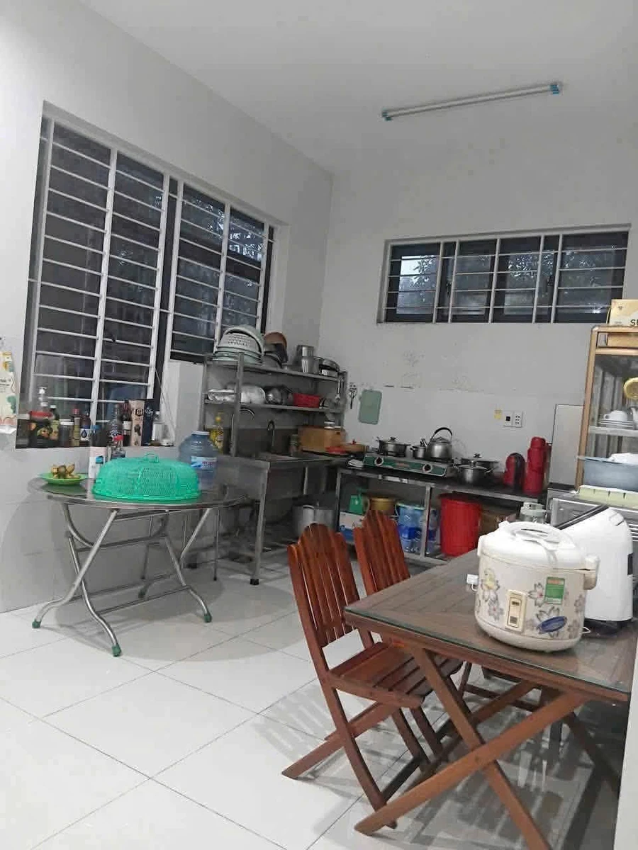 Bán nhà 3 PN 150m² Phú Thọ Võ Minh Đức 4 tỷ - Ảnh thu nhỏ 2