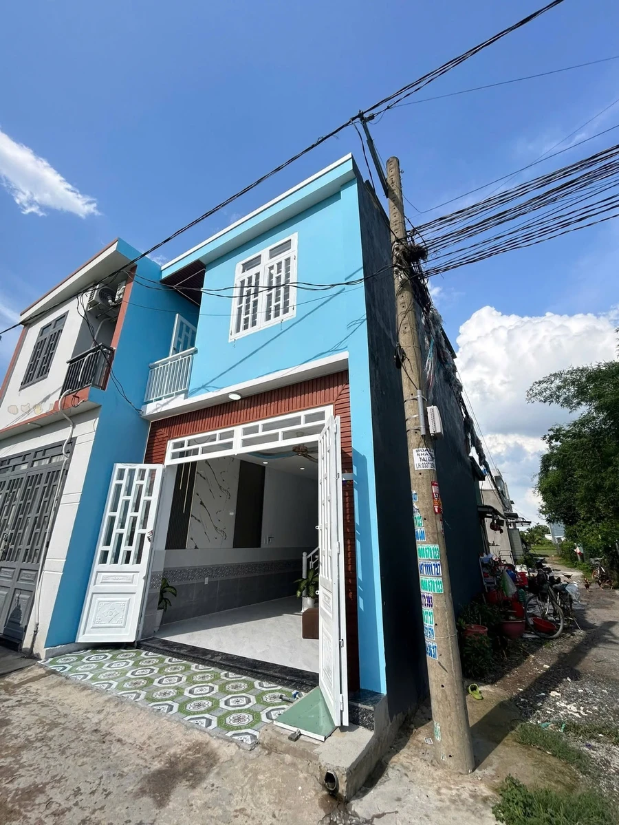 Bán nhà phố 2 tầng 4x10m mặt tiền Phan Văn Hớn 580 triệu - Ảnh thu nhỏ 2
