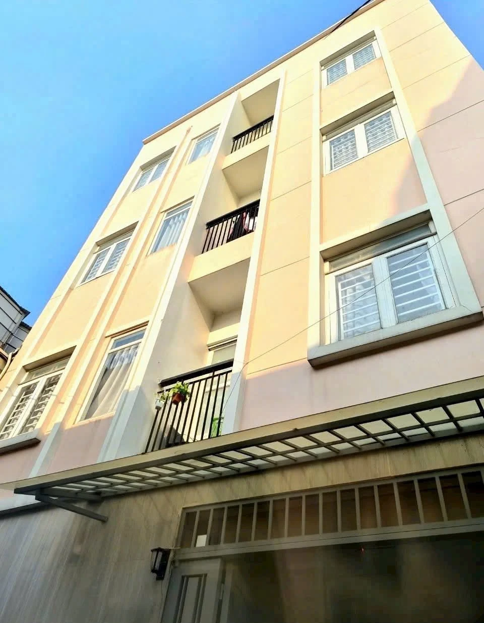 Bán nhà phố thương mại 724m2, 6 tầng, Bình Thạnh, 3 tỷ - Ảnh 1