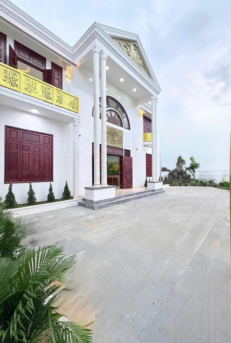 Bán nhà mặt tiền 403m² Chơn Tâm 9, Hòa Khánh, Đà Nẵng - Ảnh 1