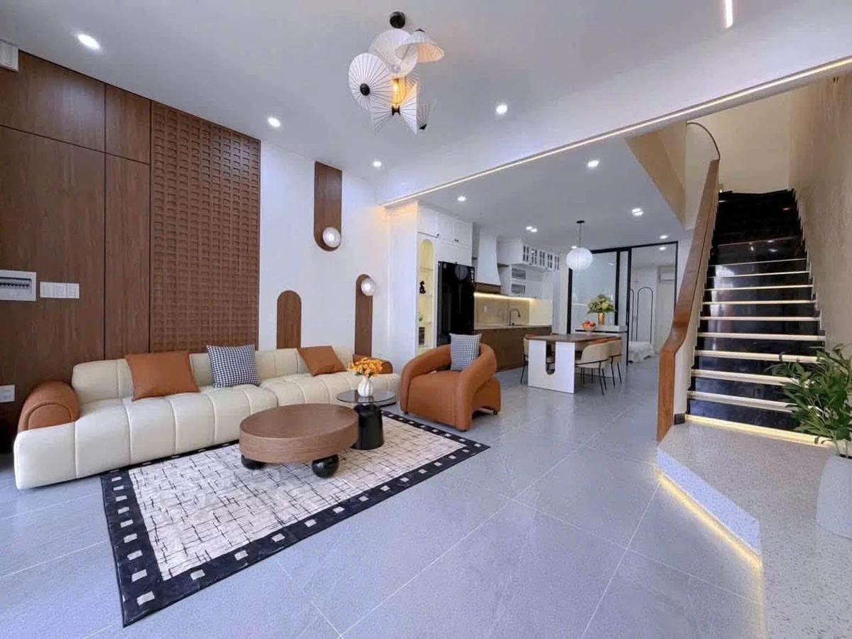 Bán nhà mặt tiền 3 tầng 100m2 Thanh Lương, Đà Nẵng 8.45 tỷ - Ảnh thu nhỏ 4