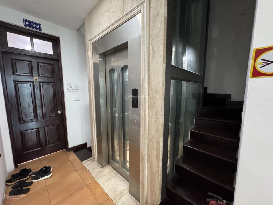 Văn phòng 40m2 tại phố Hoàng Ngân - Giá 8tr/th - Phù hợp 5 - 7 nhân sự - Vào ngay - Ảnh thu nhỏ 4