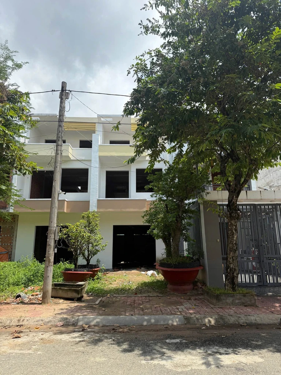 Bán nhà phố 125m2, 4-5 phòng, Bà Rịa, 3 tỷ 250 triệu - Ảnh thu nhỏ 2