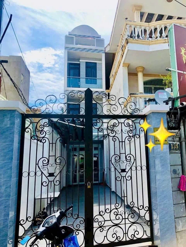Bán nhà mặt tiền Xô Viết Nghệ Tĩnh, Vũng Tàu, 93m2, 10.5 tỷ