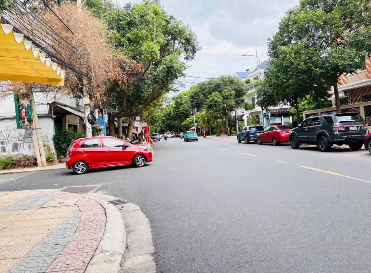 Bán nhà mặt tiền Lê Văn Lộc Vũng Tàu 120m, 13,5 tỷ - Ảnh 1