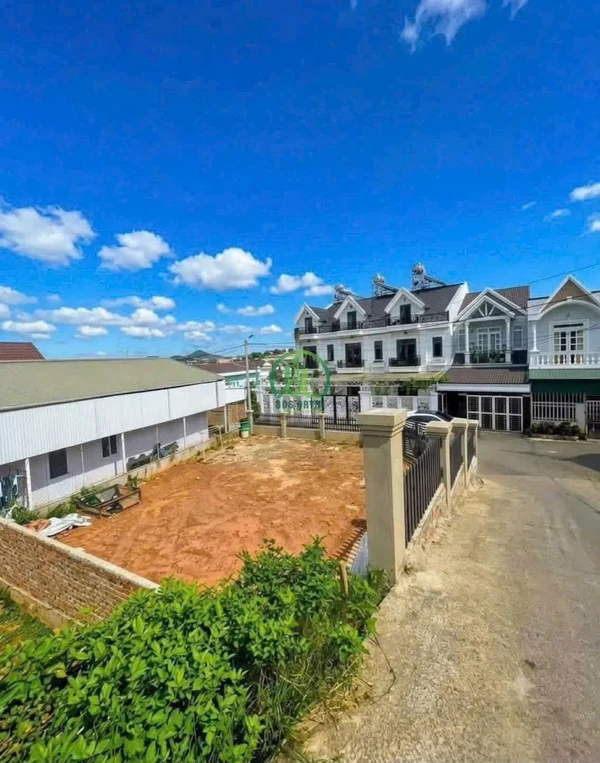 Bán đất lô góc 2 mặt tiền Bạch Đằng Đà Lạt, 200 m2