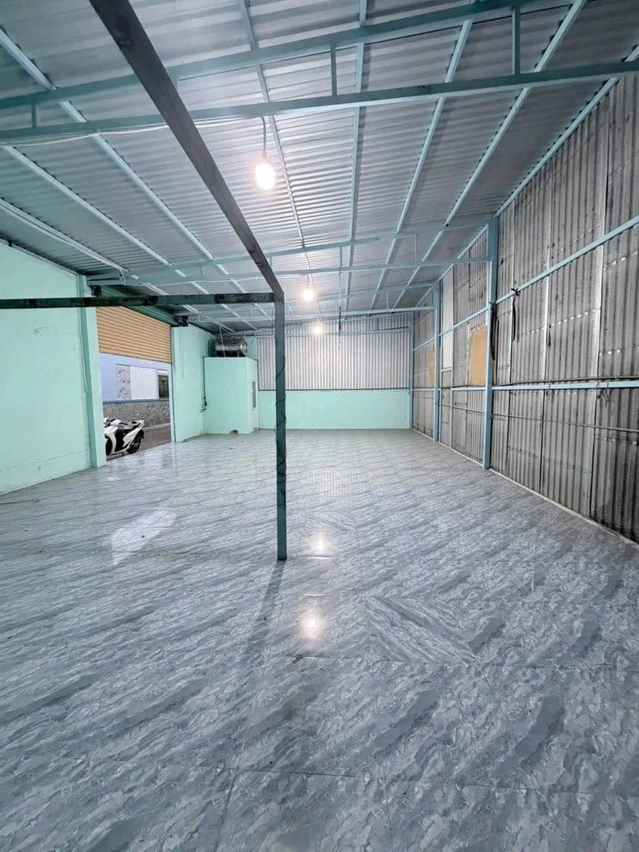 Cho thuê kho 140m2 trống suốt gần Ngã Ba Giồng, Xuân Thới Thượng, Hóc Môn - Ảnh thu nhỏ 3