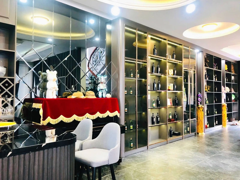 Bán villa 6PN 185m² mặt tiền An Sơn Đà Lạt 23.5 tỷ