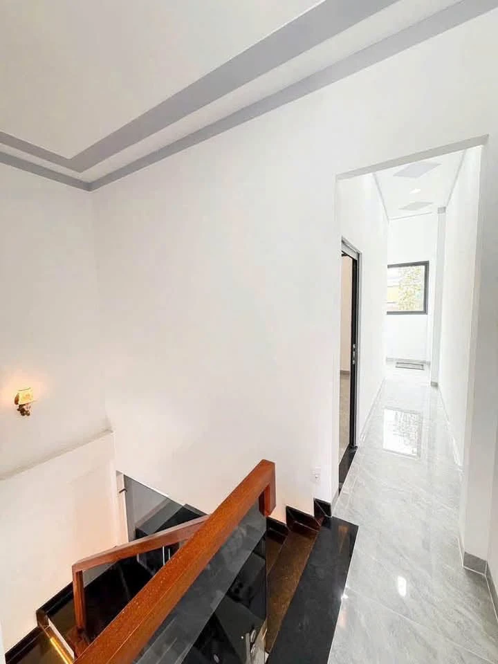 Bán nhà 1 trệt 1 lầu 61m2 Ôtô Bửu Hòa 2 tỷ 950 - Ảnh thu nhỏ 2