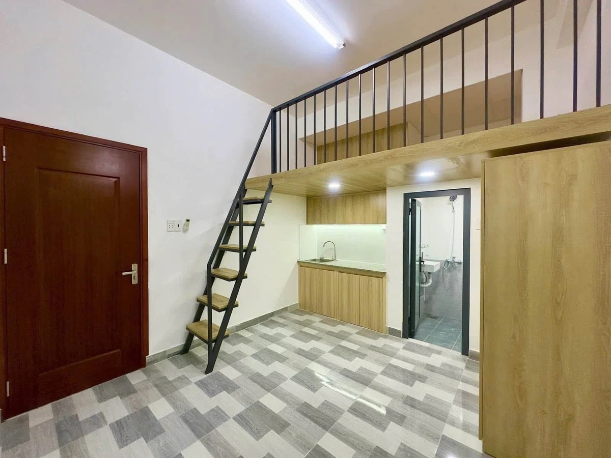 Bán nhà 5 tầng thang máy 150m² hẻm 8m đường Trịnh Đình Trọng, Tân Phú, 17,7 tỷ - Ảnh thu nhỏ 2