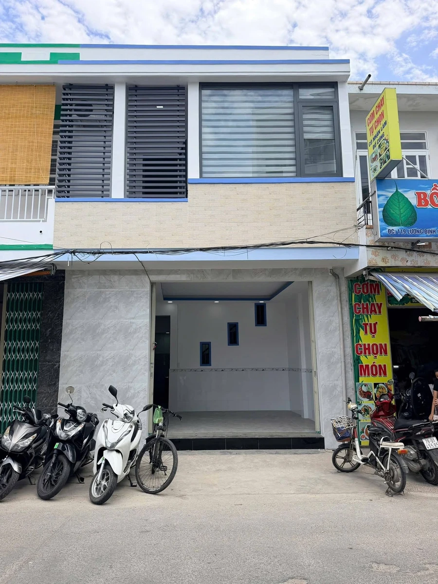 Bán nhà 2 tầng mặt tiền Lương Định Của, Nha Trang, 36.2m² - Ảnh 1