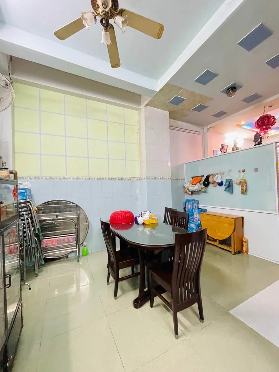 Bán nhà 3 tầng 6 phòng ngủ hẻm xe tải đường Phan Huy Ích, Gò Vấp, 10,5 tỷ - Ảnh thu nhỏ 3