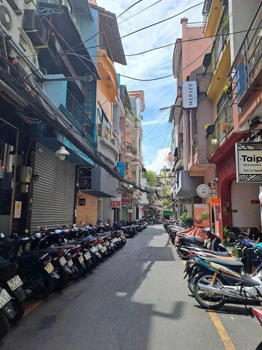 Bán nhà 4x16m (62,6m²) trung tâm Quận 1, 27,2 tỷ - Ảnh thu nhỏ 2