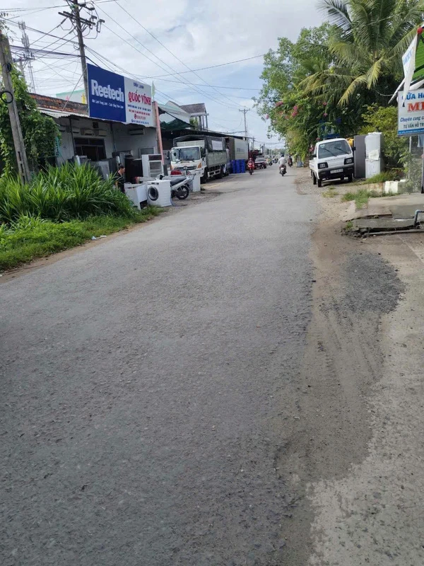 Bán nhà kho 457m² mặt tiền Lộ Nhựa HL32 Bến Tre