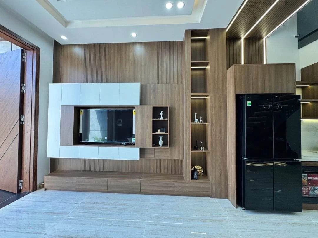 Nhà 3 tầng mặt tiền Tôn Đản 85m2 xây mới - Ảnh thu nhỏ 5