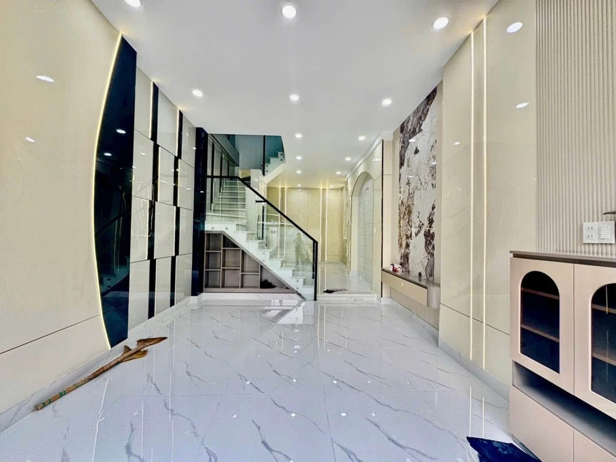 Bán nhà 4 tầng 44m2 Gò Vấp gần CV Làng Hoa 7 tỷ - Ảnh thu nhỏ 2