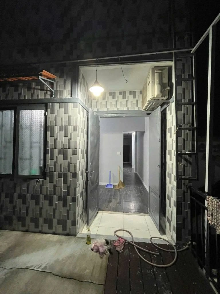 Bán nhà 1 trệt 1 lầu 160m² Cần Giuộc Long An 1,8 tỷ - Ảnh thu nhỏ 4