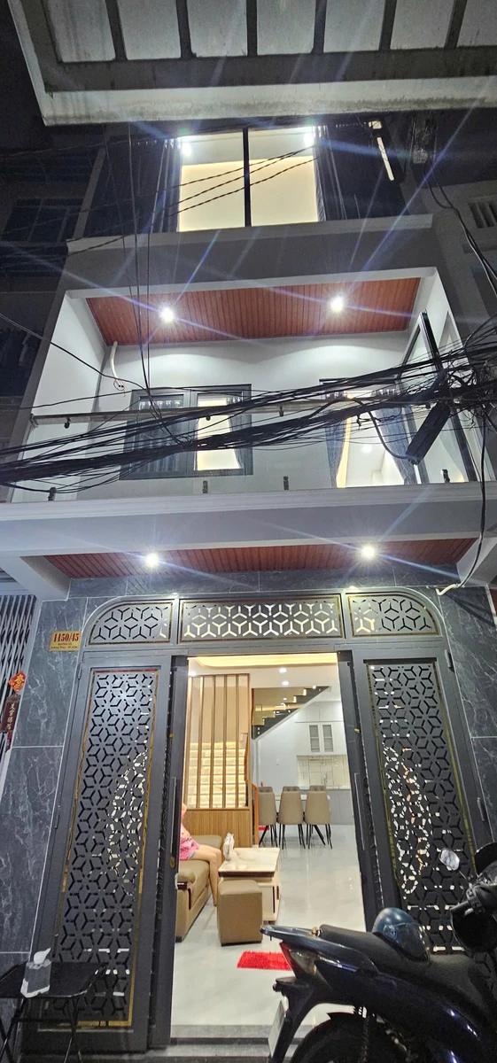 Bán nhà hẻm 6m trệt 2 lầu 3PN gần chợ Thiếc, Quận 11, giá 7,8 tỷ - Ảnh 1