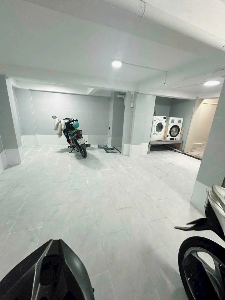 Bán nhà hẻm Tôn Đản Quận 4, 40m2, 1 hầm 4 lầu, dòng tiền 30tr/tháng, giá 5,199 tỷ - Ảnh thu nhỏ 3