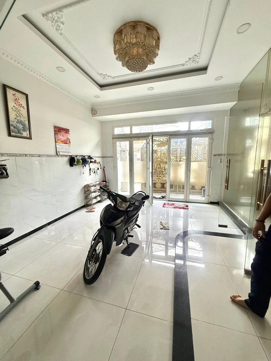 Bán nhà 3 tầng hẻm xe hơi 88m2, 4PN đường Lê Văn Quới, Bình Tân, giá hơn 6 tỷ - Ảnh thu nhỏ 3
