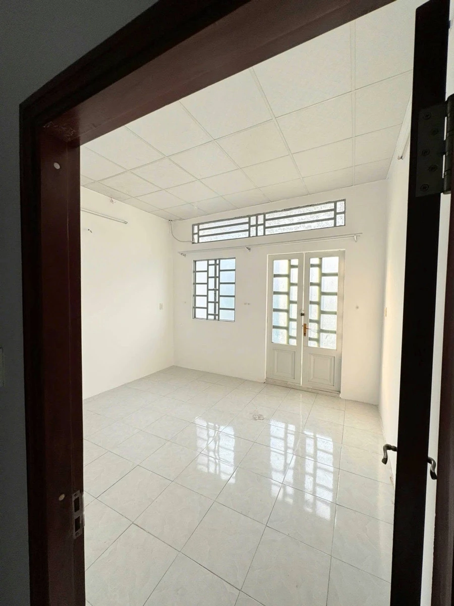 Bán nhà hẻm xe hơi 2 tầng 40m2 gần An Dương Vương - Võ Văn Kiệt, giá nhỉnh 4 tỷ - Ảnh thu nhỏ 3